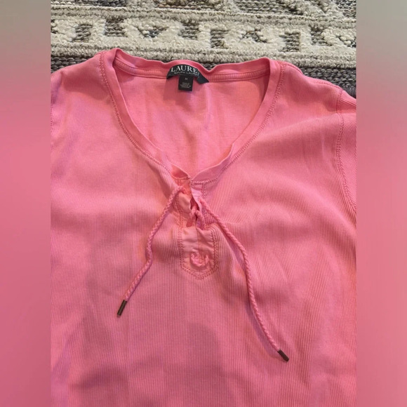 Ralph Lauren Pink Tie Up Short sleeve Shirt Size Medium - Picture 2 of 4